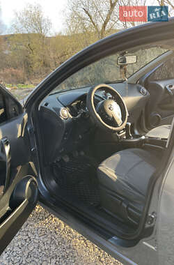 Внедорожник / Кроссовер Nissan Qashqai 2012 в 