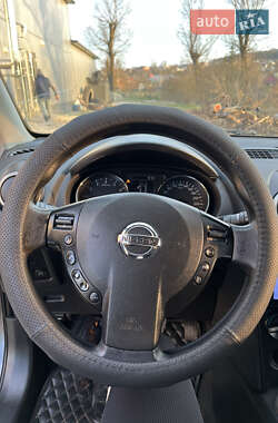 Внедорожник / Кроссовер Nissan Qashqai 2012 в 