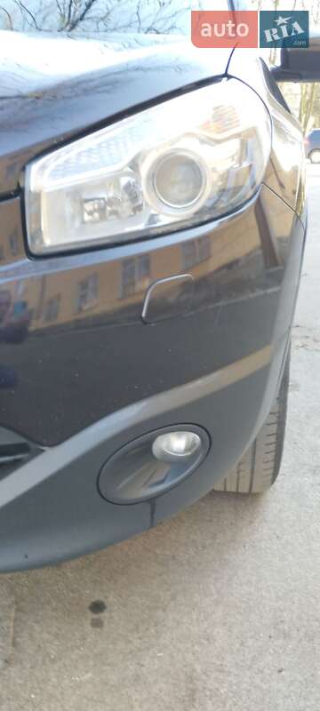 Внедорожник / Кроссовер Nissan Qashqai 2012 в Староконстантинове