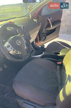 Внедорожник / Кроссовер Nissan Qashqai 2007 в 