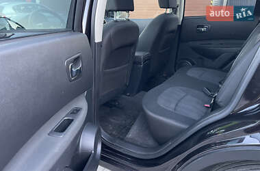 Внедорожник / Кроссовер Nissan Qashqai 2010 в 
