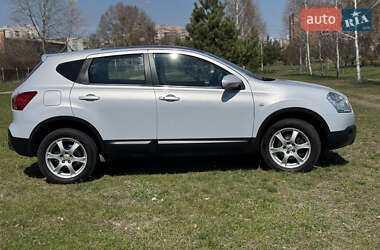 Внедорожник / Кроссовер Nissan Qashqai 2008 в 