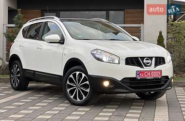 Внедорожник / Кроссовер Nissan Qashqai 2012 в 