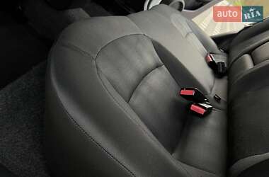 Внедорожник / Кроссовер Nissan Qashqai 2012 в 