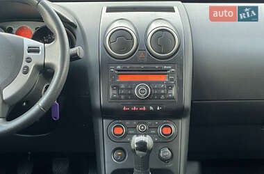 Внедорожник / Кроссовер Nissan Qashqai 2008 в 