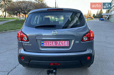 Позашляховик / Кросовер Nissan Qashqai 2010 в 