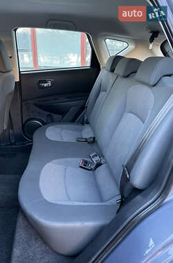 Позашляховик / Кросовер Nissan Qashqai 2010 в 