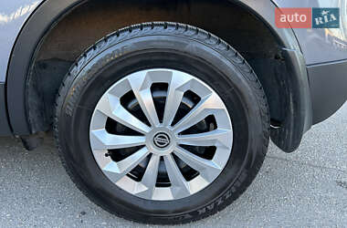 Позашляховик / Кросовер Nissan Qashqai 2010 в 