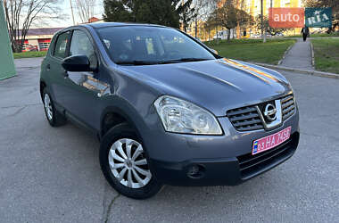 Позашляховик / Кросовер Nissan Qashqai 2010 в 