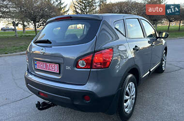 Позашляховик / Кросовер Nissan Qashqai 2010 в 