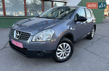 Позашляховик / Кросовер Nissan Qashqai 2010 в 