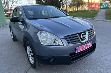 Позашляховик / Кросовер Nissan Qashqai 2010 в 