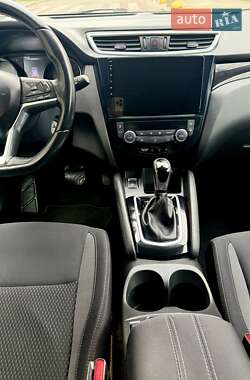 Внедорожник / Кроссовер Nissan Qashqai 2021 в 