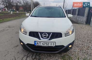 Внедорожник / Кроссовер Nissan Qashqai 2010 в 
