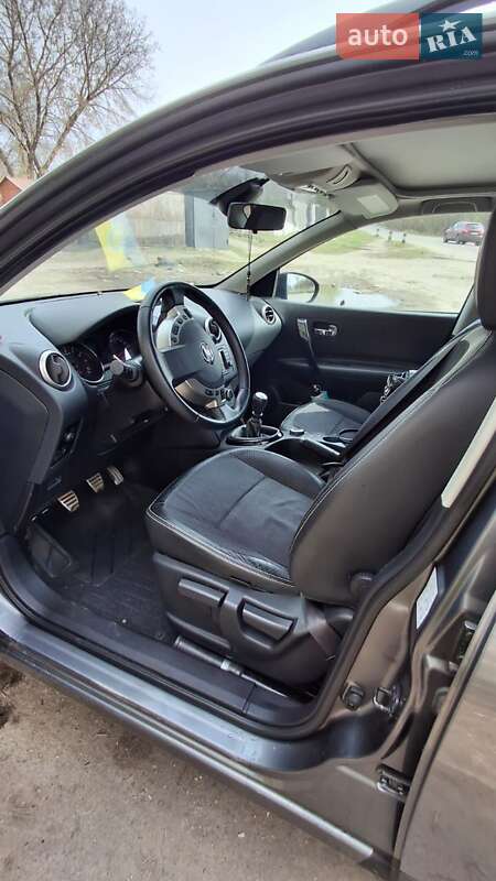 Внедорожник / Кроссовер Nissan Qashqai 2013 в Шостке