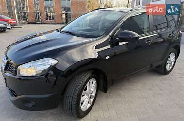 Внедорожник / Кроссовер Nissan Qashqai 2013 в 
