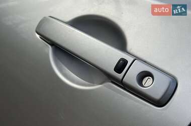 Внедорожник / Кроссовер Nissan Qashqai 2011 в 