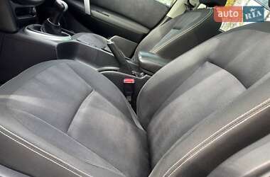 Внедорожник / Кроссовер Nissan Qashqai 2011 в 