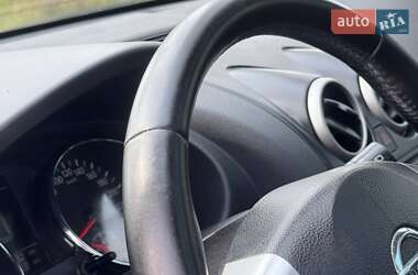 Внедорожник / Кроссовер Nissan Qashqai 2011 в 