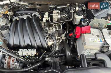 Внедорожник / Кроссовер Nissan Qashqai 2011 в 