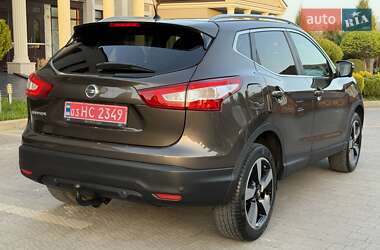 Внедорожник / Кроссовер Nissan Qashqai 2016 в 
