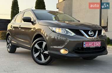 Внедорожник / Кроссовер Nissan Qashqai 2016 в 