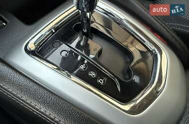 Внедорожник / Кроссовер Nissan Qashqai 2016 в 