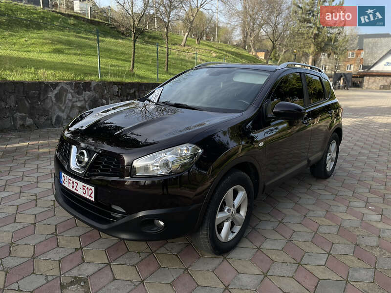 Позашляховик / Кросовер Nissan Qashqai 2010 в Коломиї