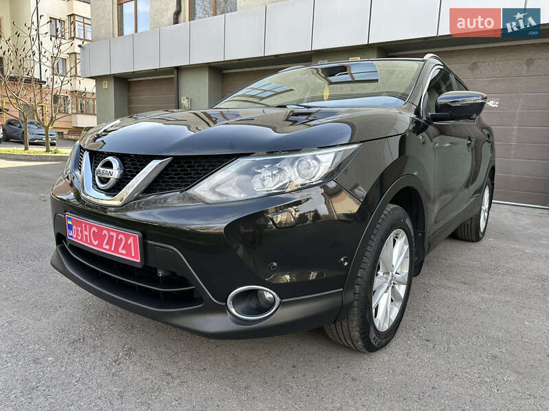 Внедорожник / Кроссовер Nissan Qashqai 2015 в 