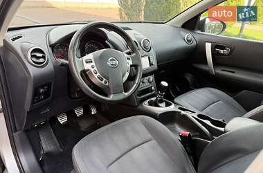 Внедорожник / Кроссовер Nissan Qashqai 2011 в 