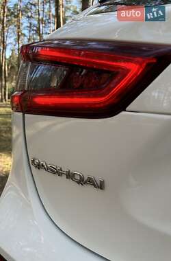 Внедорожник / Кроссовер Nissan Qashqai 2018 в 