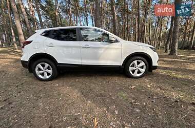 Внедорожник / Кроссовер Nissan Qashqai 2018 в 