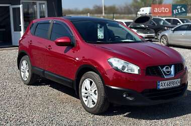 Внедорожник / Кроссовер Nissan Qashqai 2010 в 