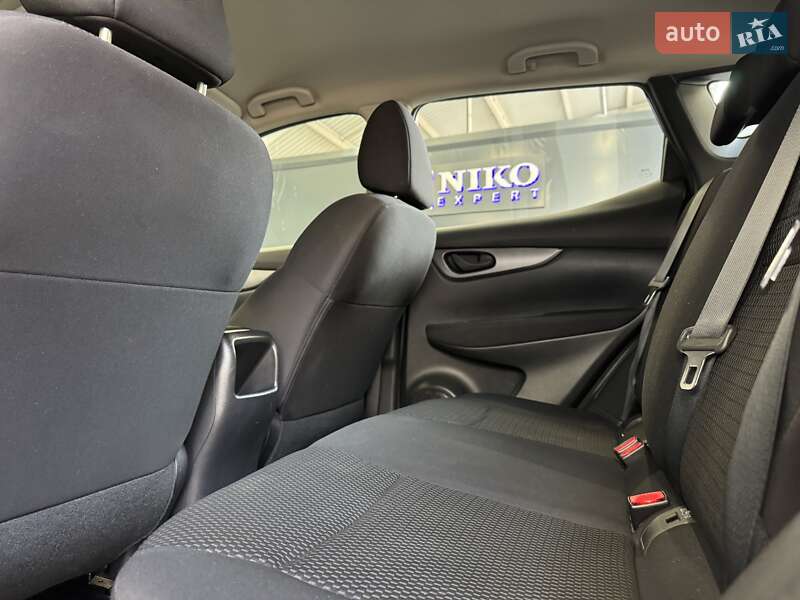 Позашляховик / Кросовер Nissan Qashqai 2020 в Києві