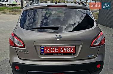 Внедорожник / Кроссовер Nissan Qashqai 2013 в 