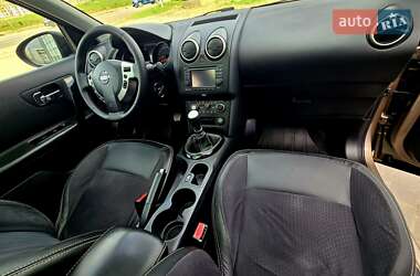 Внедорожник / Кроссовер Nissan Qashqai 2013 в 