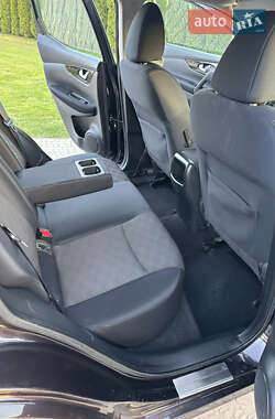 Внедорожник / Кроссовер Nissan Qashqai 2014 в 