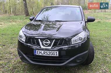 Внедорожник / Кроссовер Nissan Qashqai 2013 в 