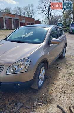 Внедорожник / Кроссовер Nissan Qashqai 2010 в 