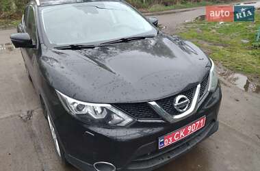 Внедорожник / Кроссовер Nissan Qashqai 2016 в 