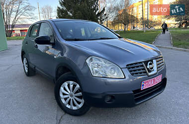 Позашляховик / Кросовер Nissan Qashqai 2010 в 