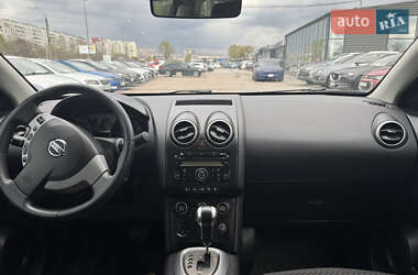 Внедорожник / Кроссовер Nissan Qashqai 2007 в 