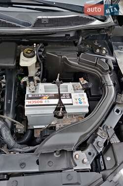 Внедорожник / Кроссовер Nissan Qashqai 2014 в 