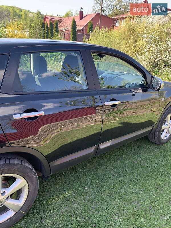 Позашляховик / Кросовер Nissan Qashqai 2009 в Тернополі