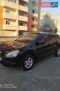 Позашляховик / Кросовер Nissan Qashqai 2007 в 