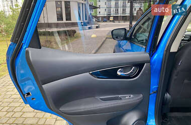 Внедорожник / Кроссовер Nissan Qashqai 2018 в 