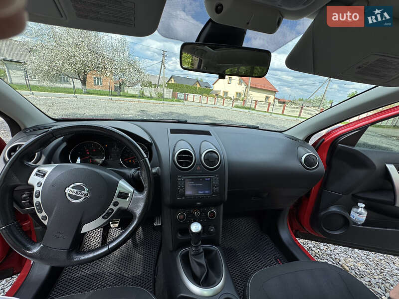 Позашляховик / Кросовер Nissan Qashqai 2012 в Самборі