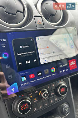 Позашляховик / Кросовер Nissan Qashqai 2013 в 