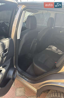 Позашляховик / Кросовер Nissan Qashqai 2011 в 