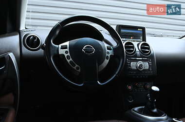 Позашляховик / Кросовер Nissan Qashqai 2008 в 